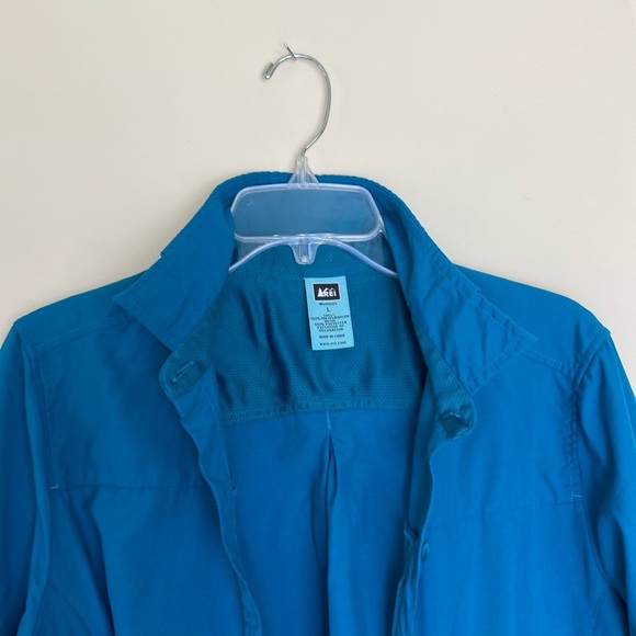 REI Button Front Hiking Long Sleeve Blue Women's Shirt Size L - Picture 1 of 15